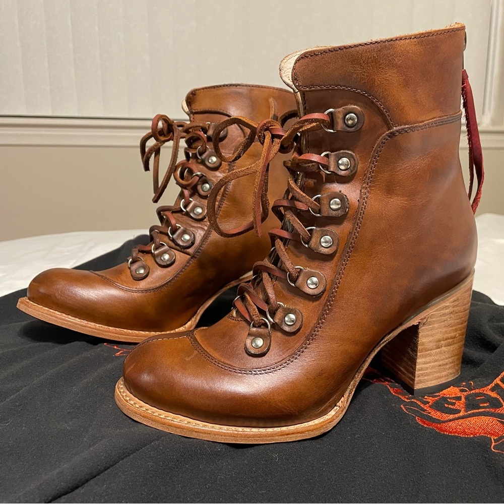 Freebird leather Borow heeled combat boots-Size 8, caramel brown
